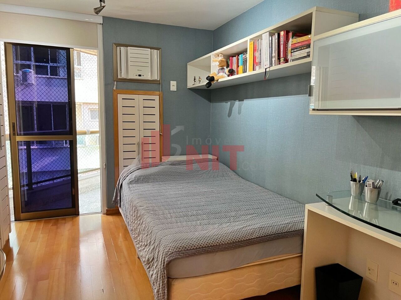 Apartamento à venda com 4 quartos, 192m² - Foto 11