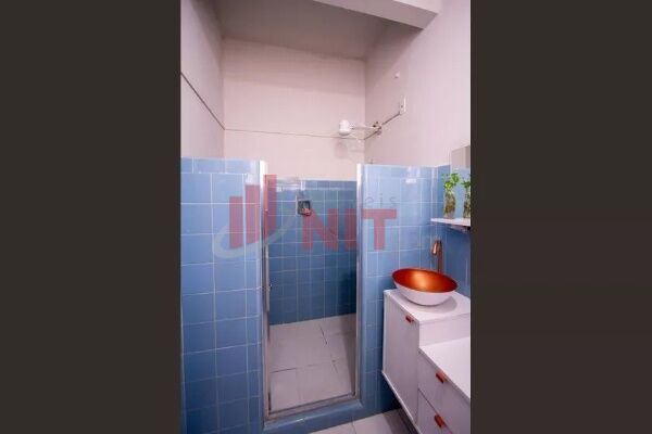 Apartamento à venda com 2 quartos, 75m² - Foto 34