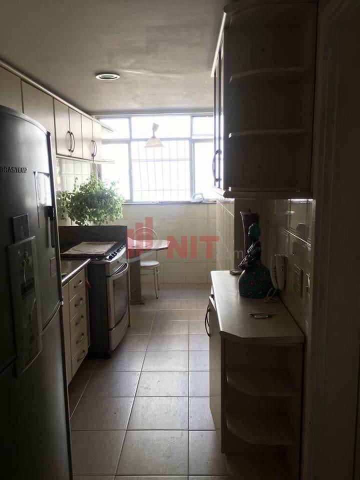 Apartamento à venda com 3 quartos, 102m² - Foto 20