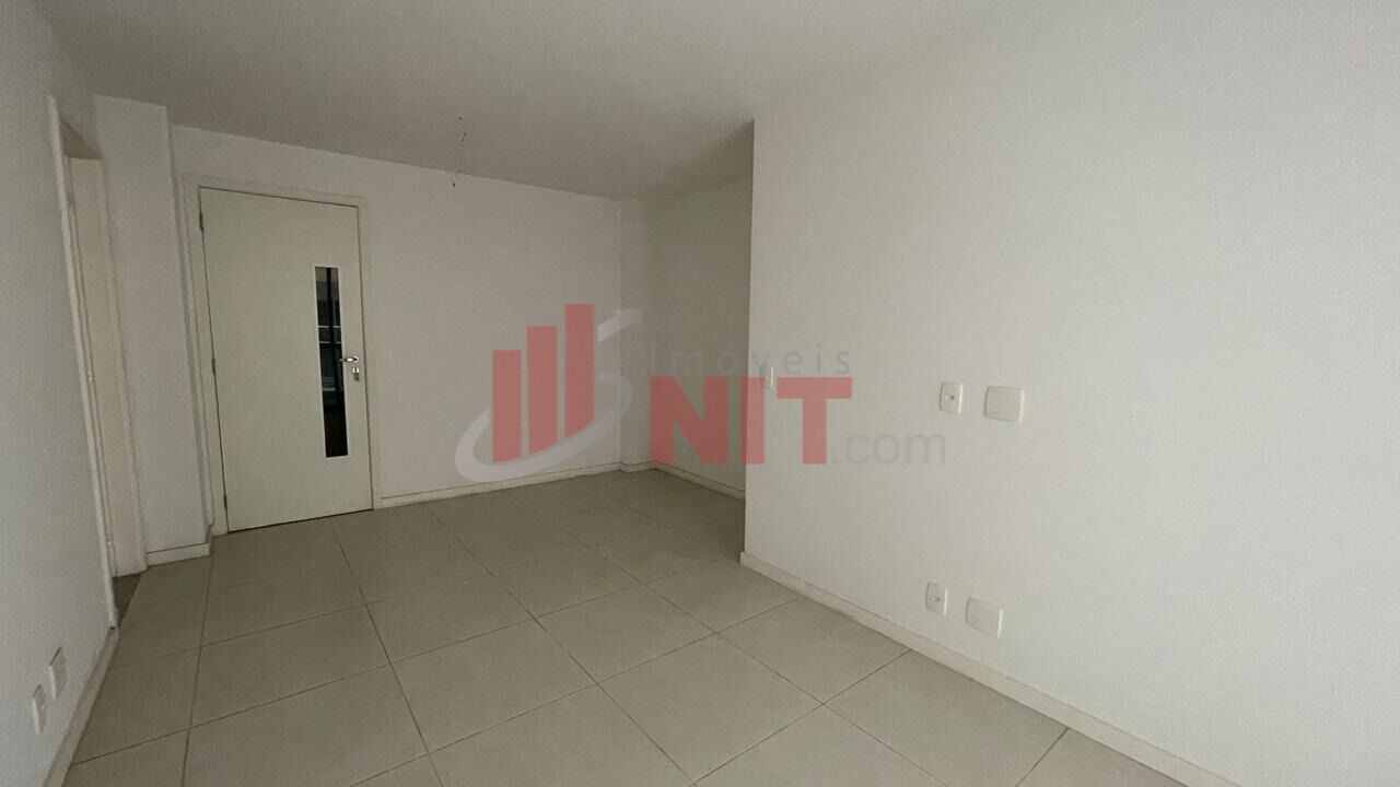 Apartamento à venda com 3 quartos, 86m² - Foto 9