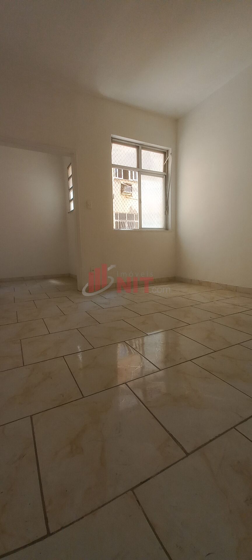 Apartamento à venda com 2 quartos, 85m² - Foto 11