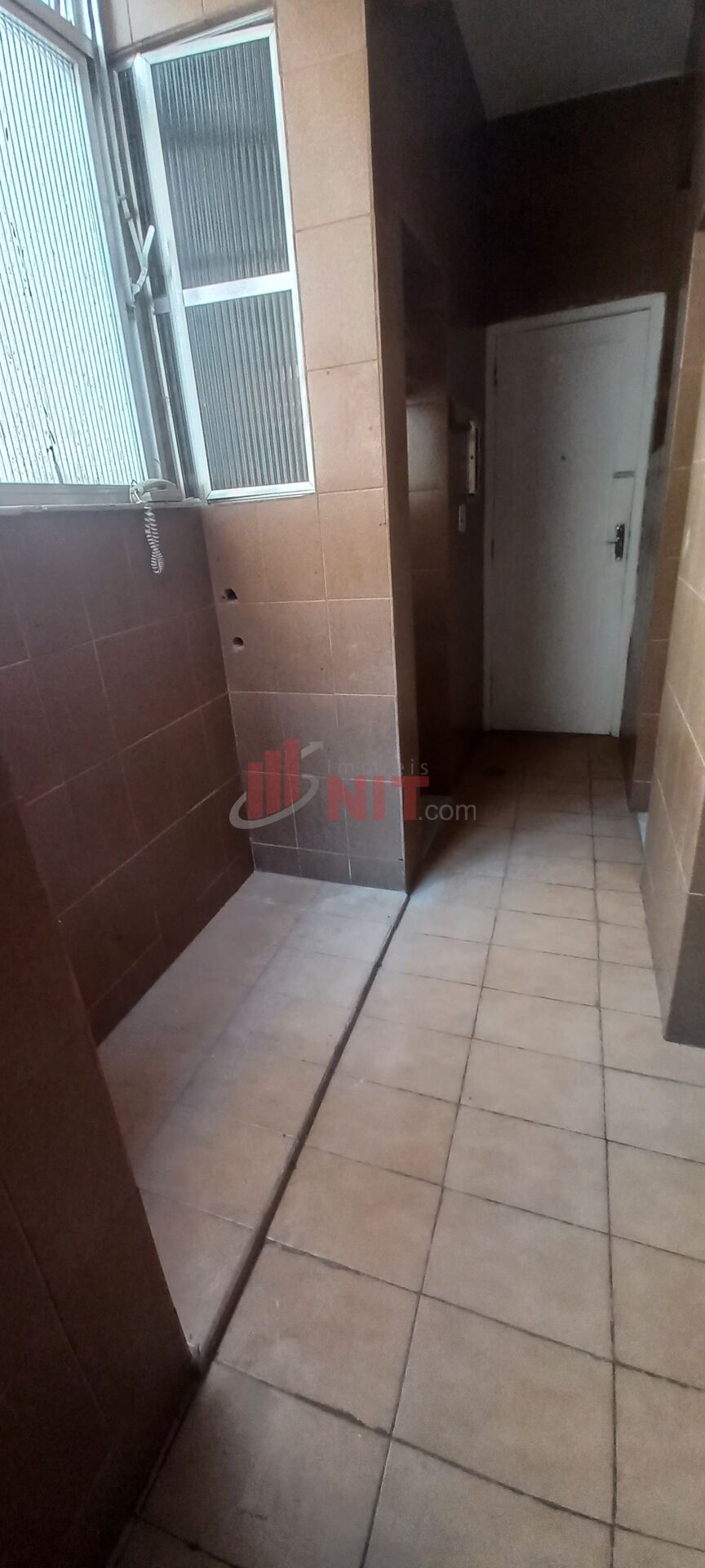 Apartamento à venda com 2 quartos, 85m² - Foto 28