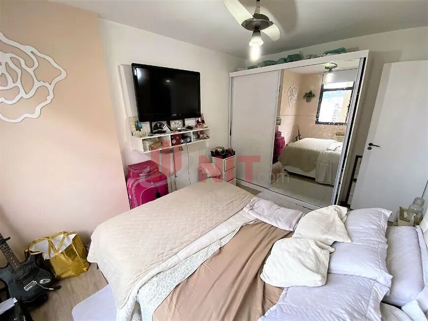 Apartamento à venda com 2 quartos, 70m² - Foto 13