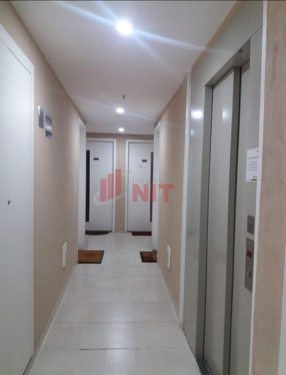 Apartamento à venda com 3 quartos, 75m² - Foto 21