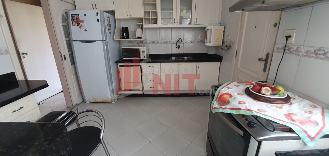 Apartamento à venda com 3 quartos, 146m² - Foto 26