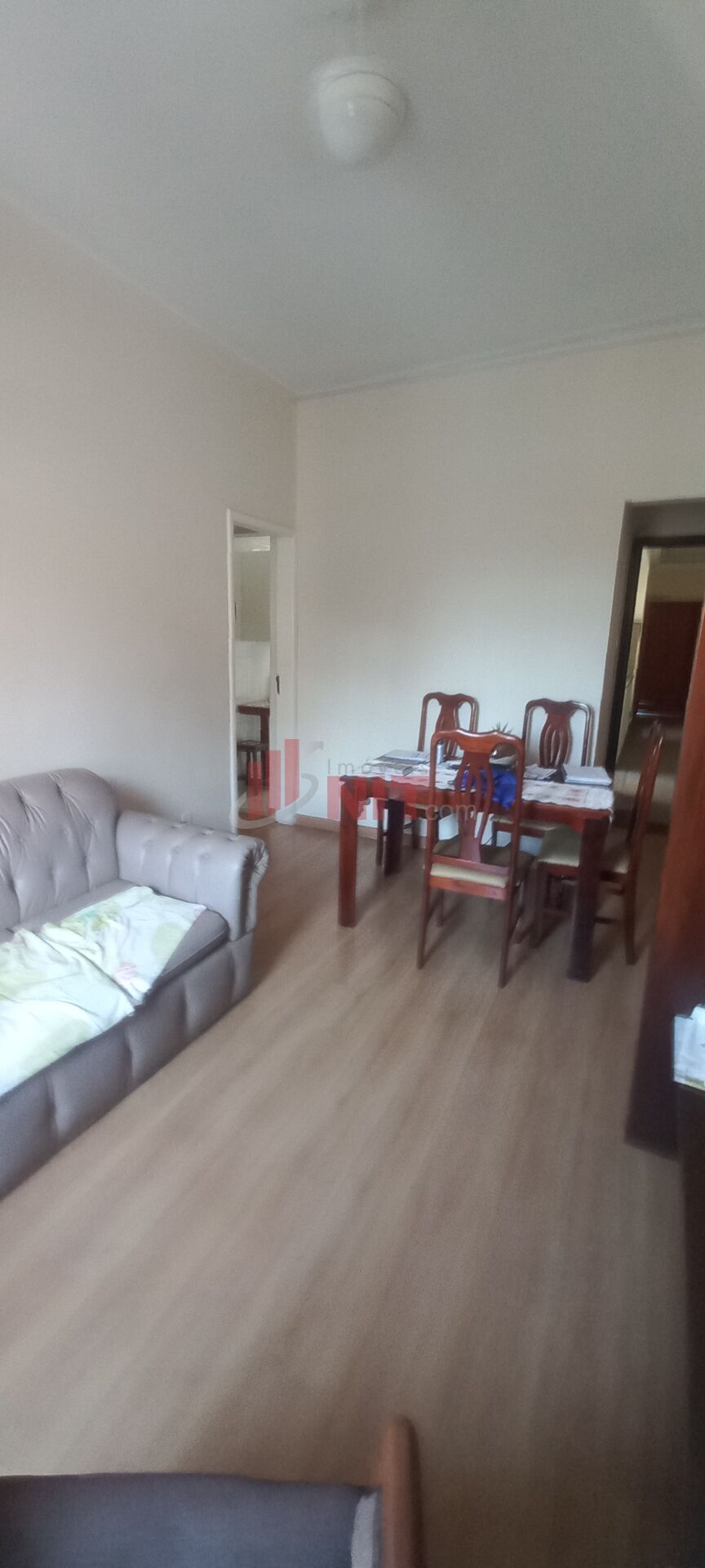 Apartamento à venda com 2 quartos, 70m² - Foto 3