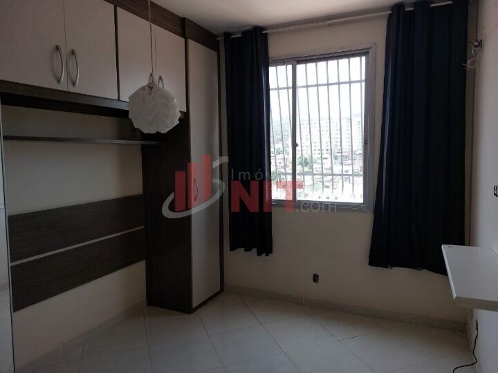 Apartamento à venda com 2 quartos, 75m² - Foto 8