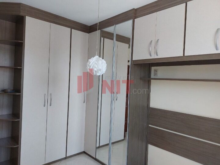 Apartamento à venda com 2 quartos, 75m² - Foto 6