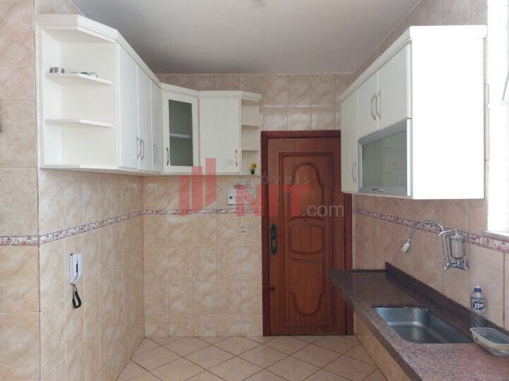 Apartamento à venda com 2 quartos, 75m² - Foto 11