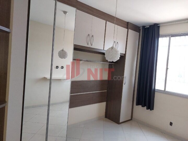 Apartamento à venda com 2 quartos, 75m² - Foto 1