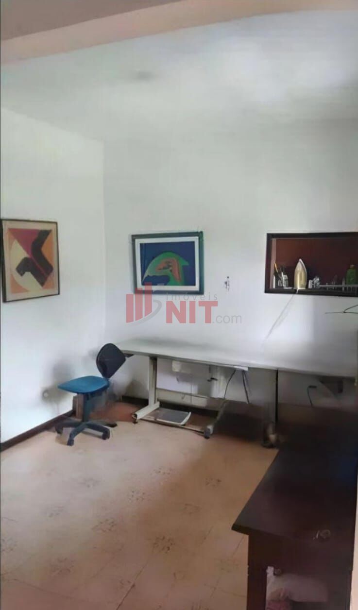 Casa à venda com 3 quartos, 130m² - Foto 4