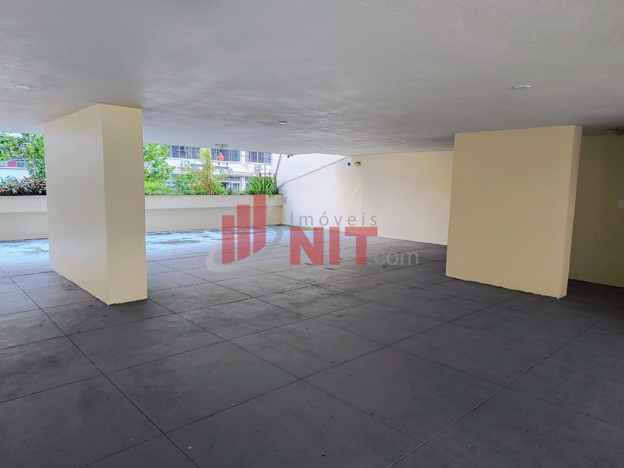 Apartamento para alugar com 3 quartos, 158m² - Foto 10