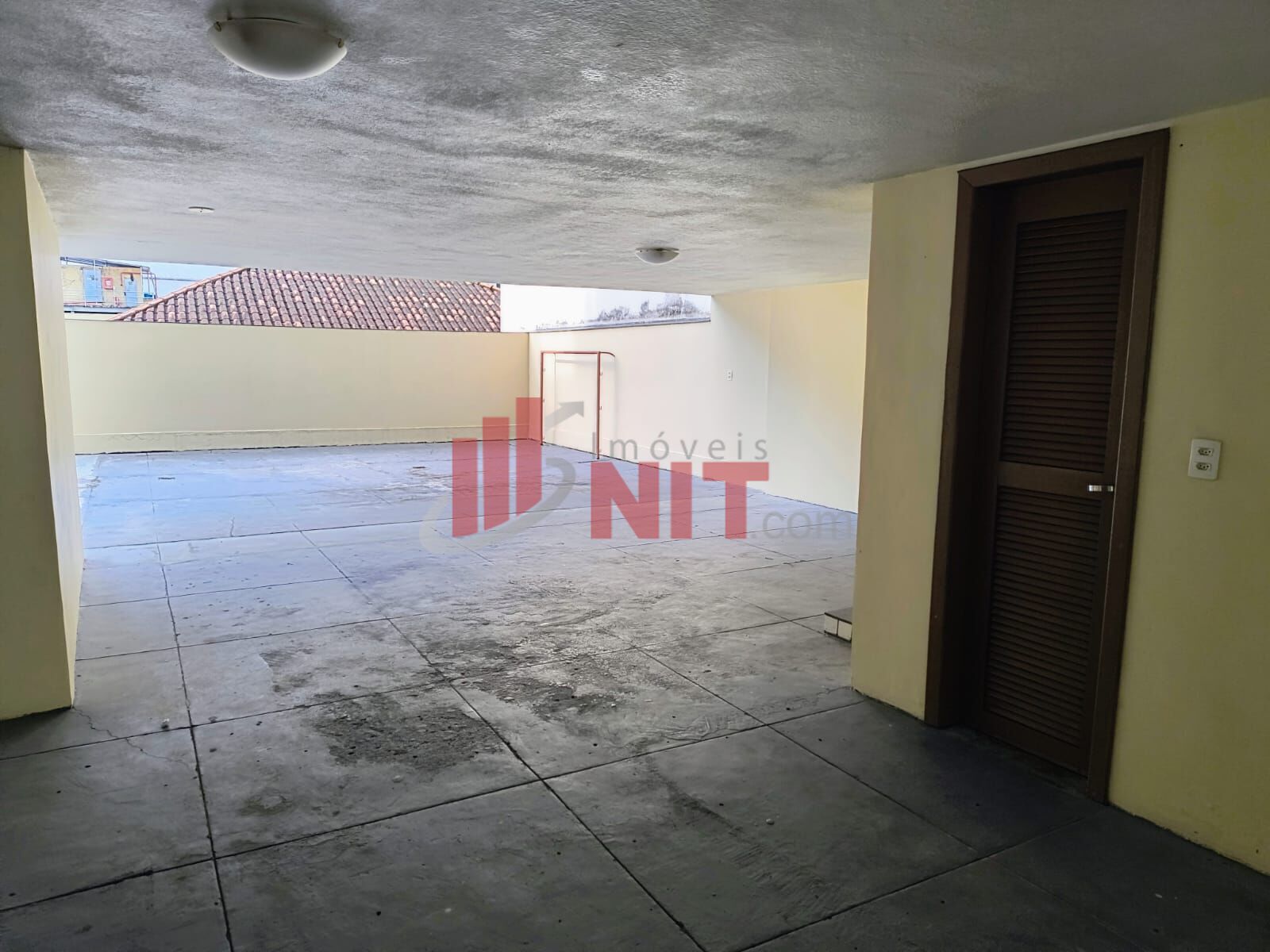 Apartamento para alugar com 3 quartos, 158m² - Foto 11