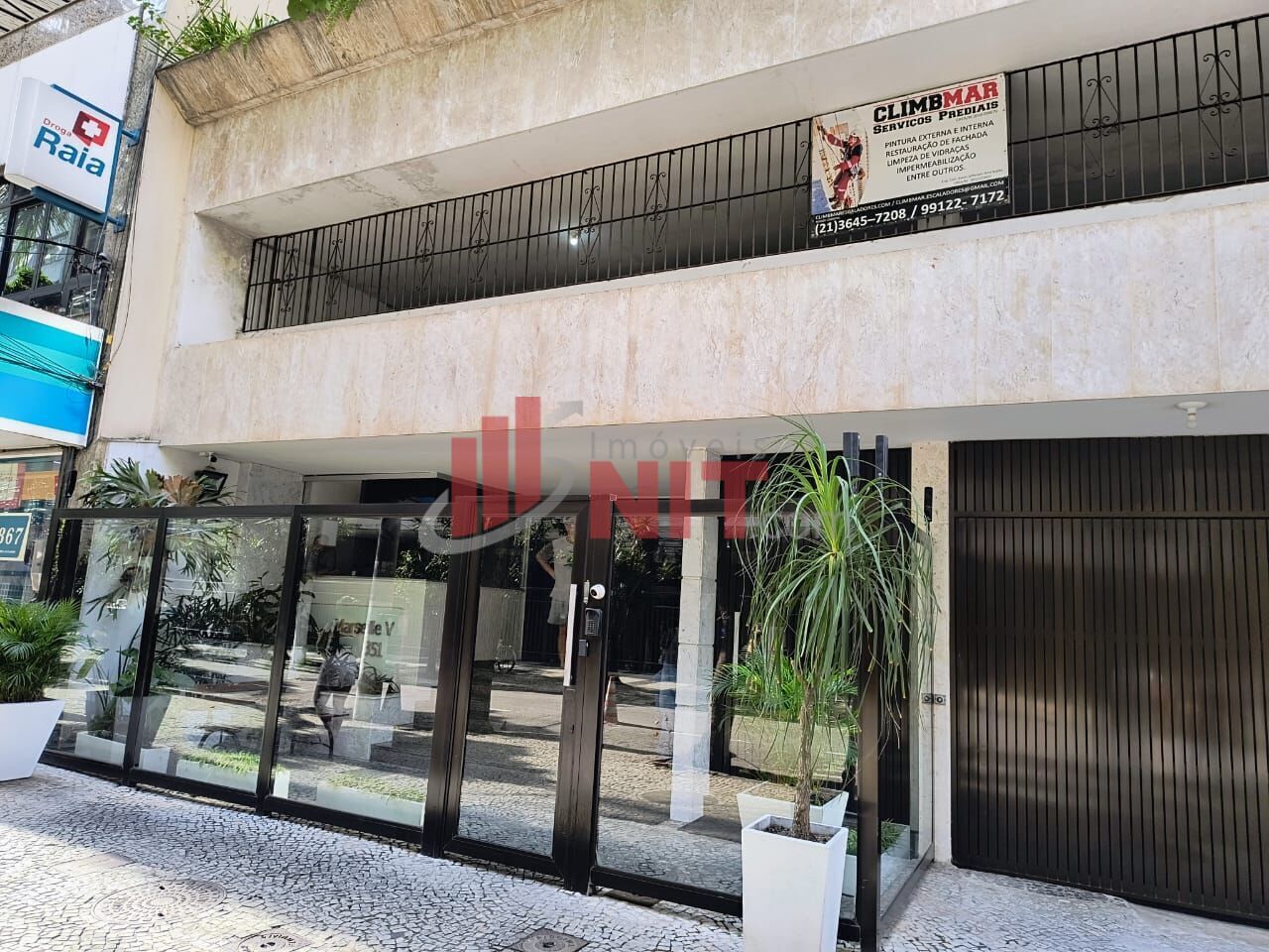 Apartamento para alugar com 3 quartos, 158m² - Foto 1