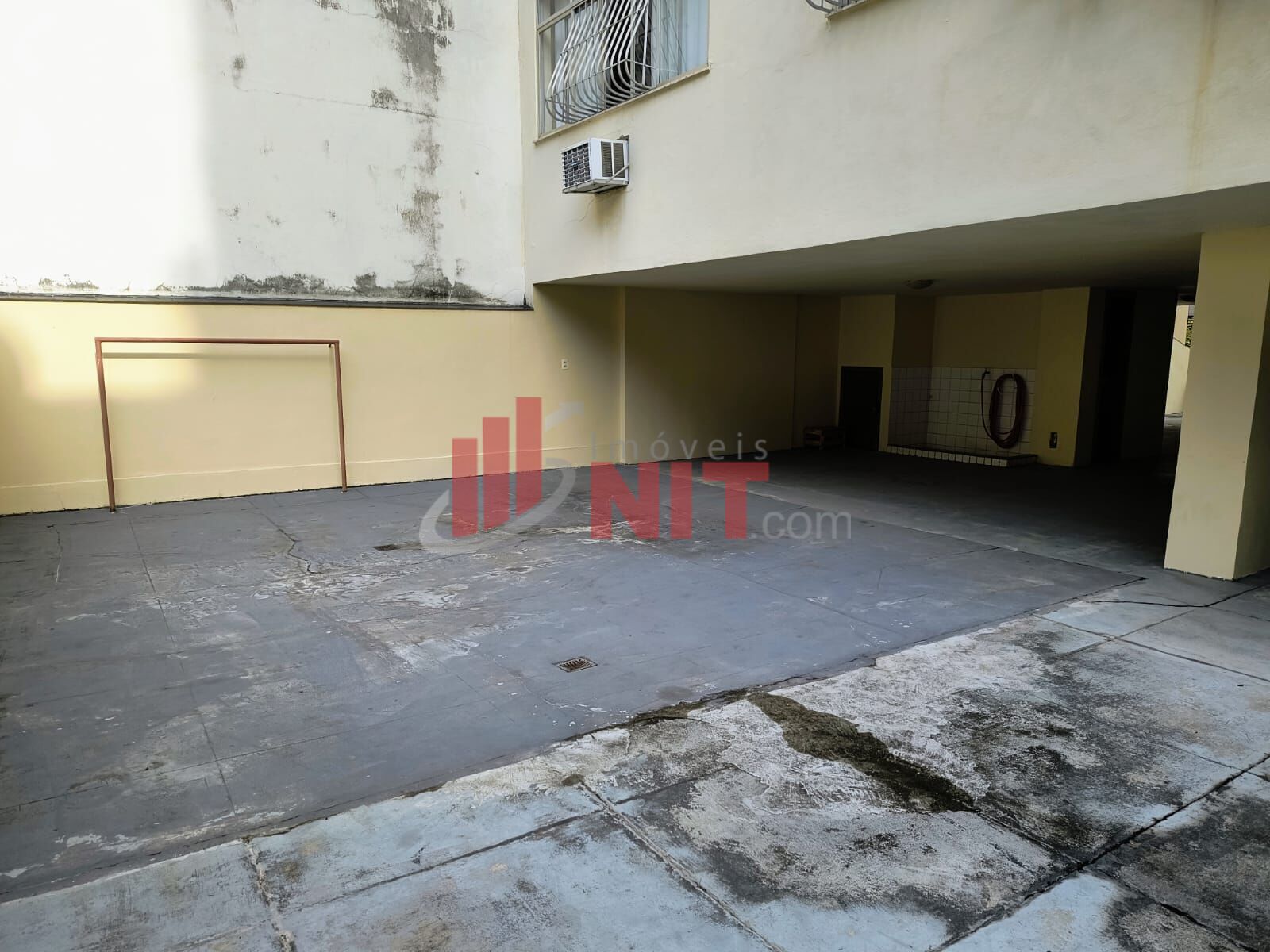 Apartamento para alugar com 3 quartos, 158m² - Foto 12