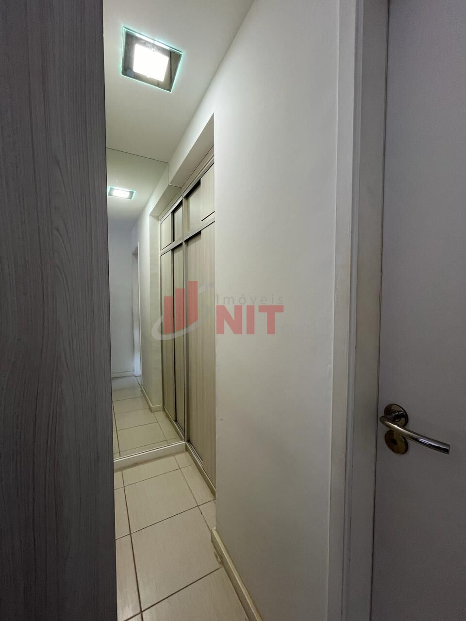 Apartamento à venda com 3 quartos, 77m² - Foto 13