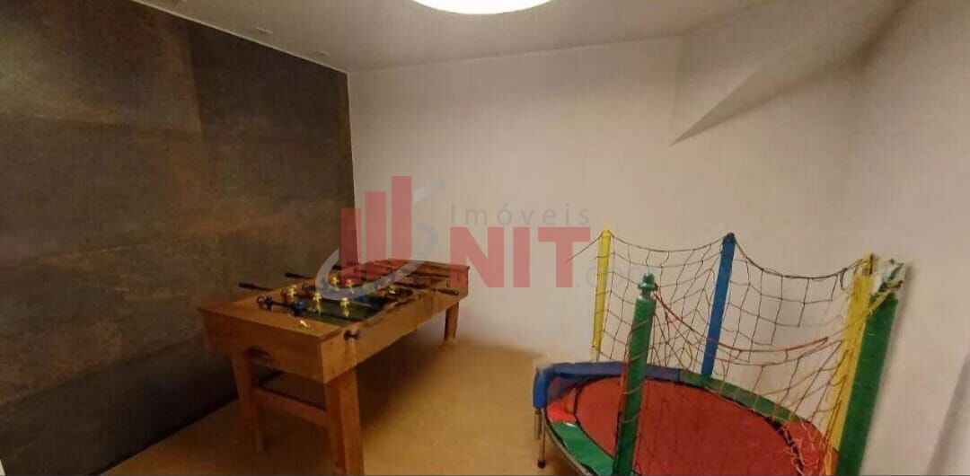 Apartamento à venda com 4 quartos, 180m² - Foto 21