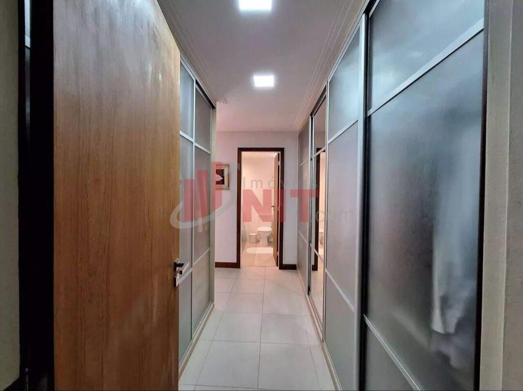 Apartamento à venda com 4 quartos, 180m² - Foto 7