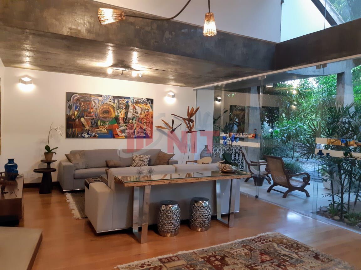 Casa à venda com 3 quartos, 365m² - Foto 7