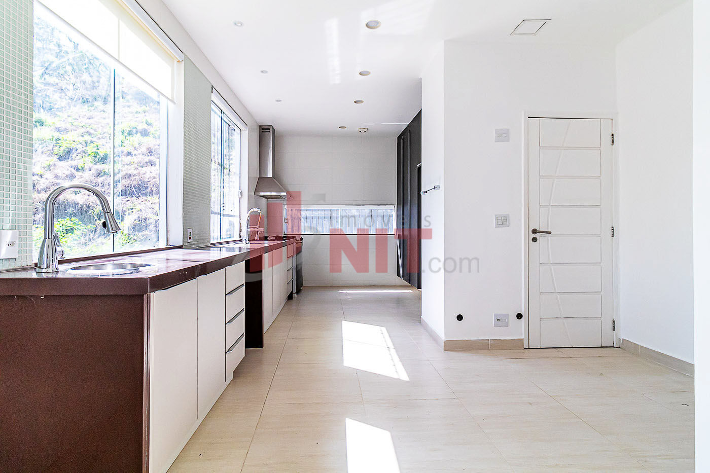 Casa à venda com 4 quartos, 436m² - Foto 22