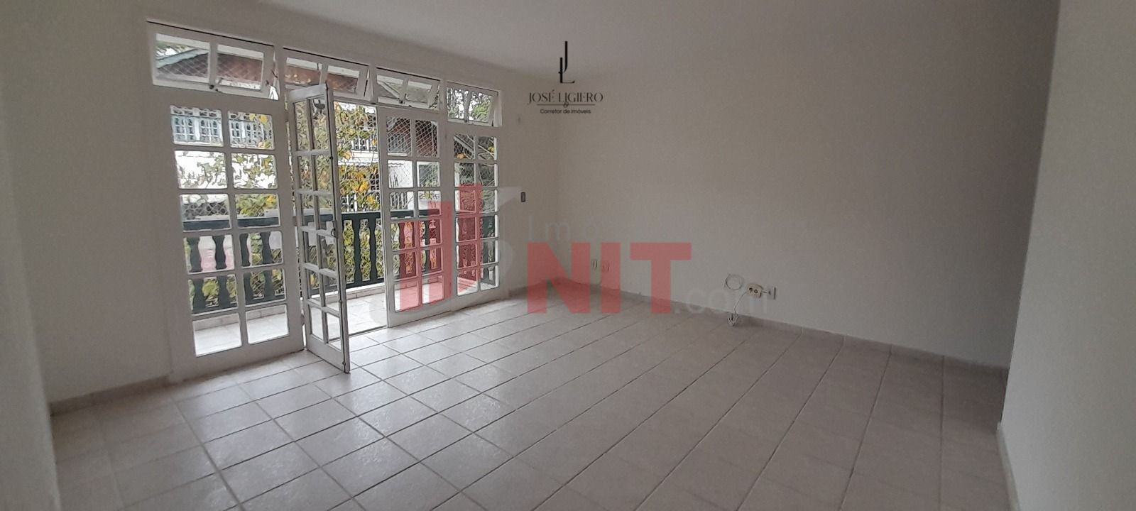 Apartamento à venda com 2 quartos, 82m² - Foto 13