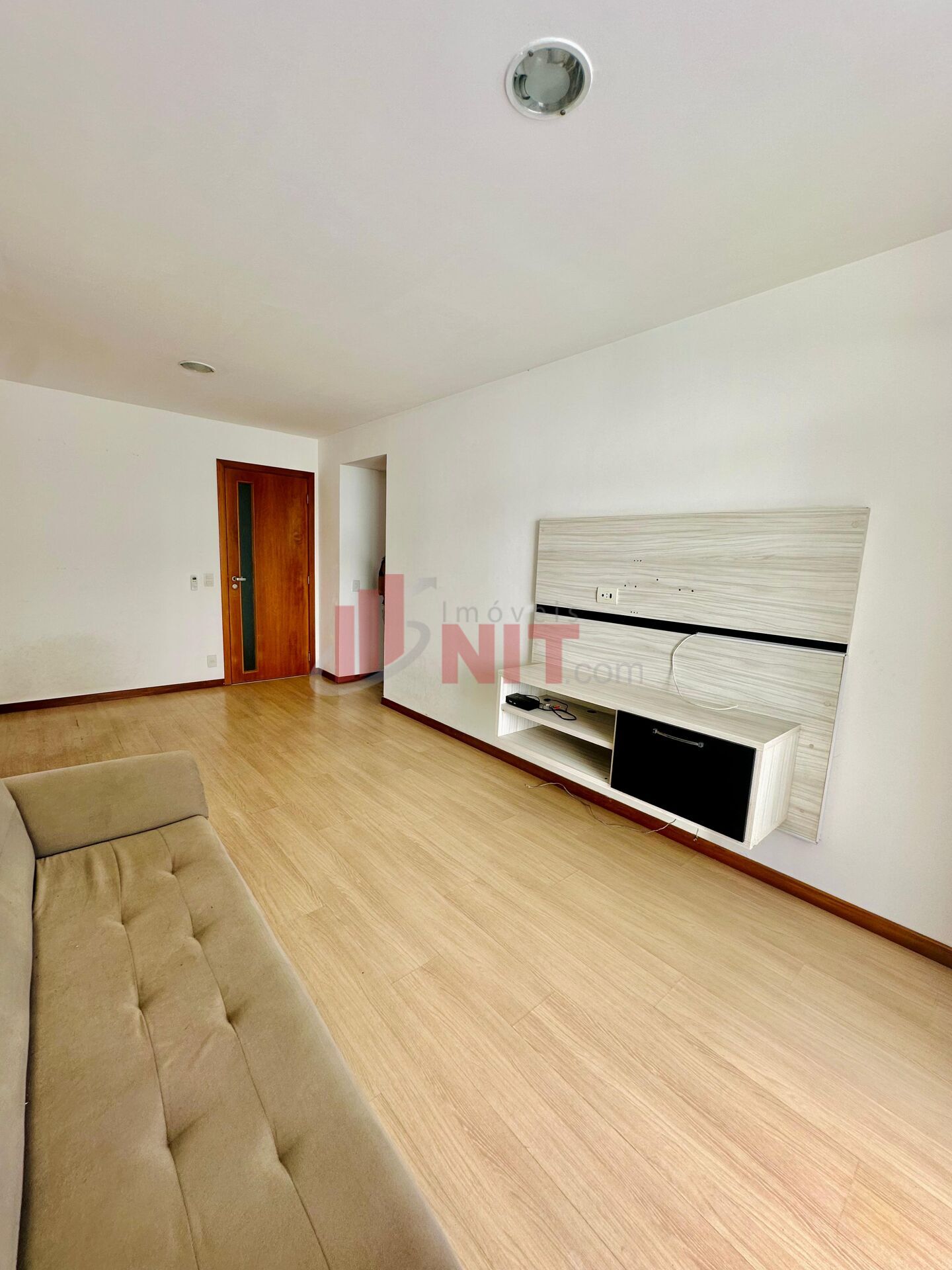 Apartamento à venda com 1 quarto, 90m² - Foto 4