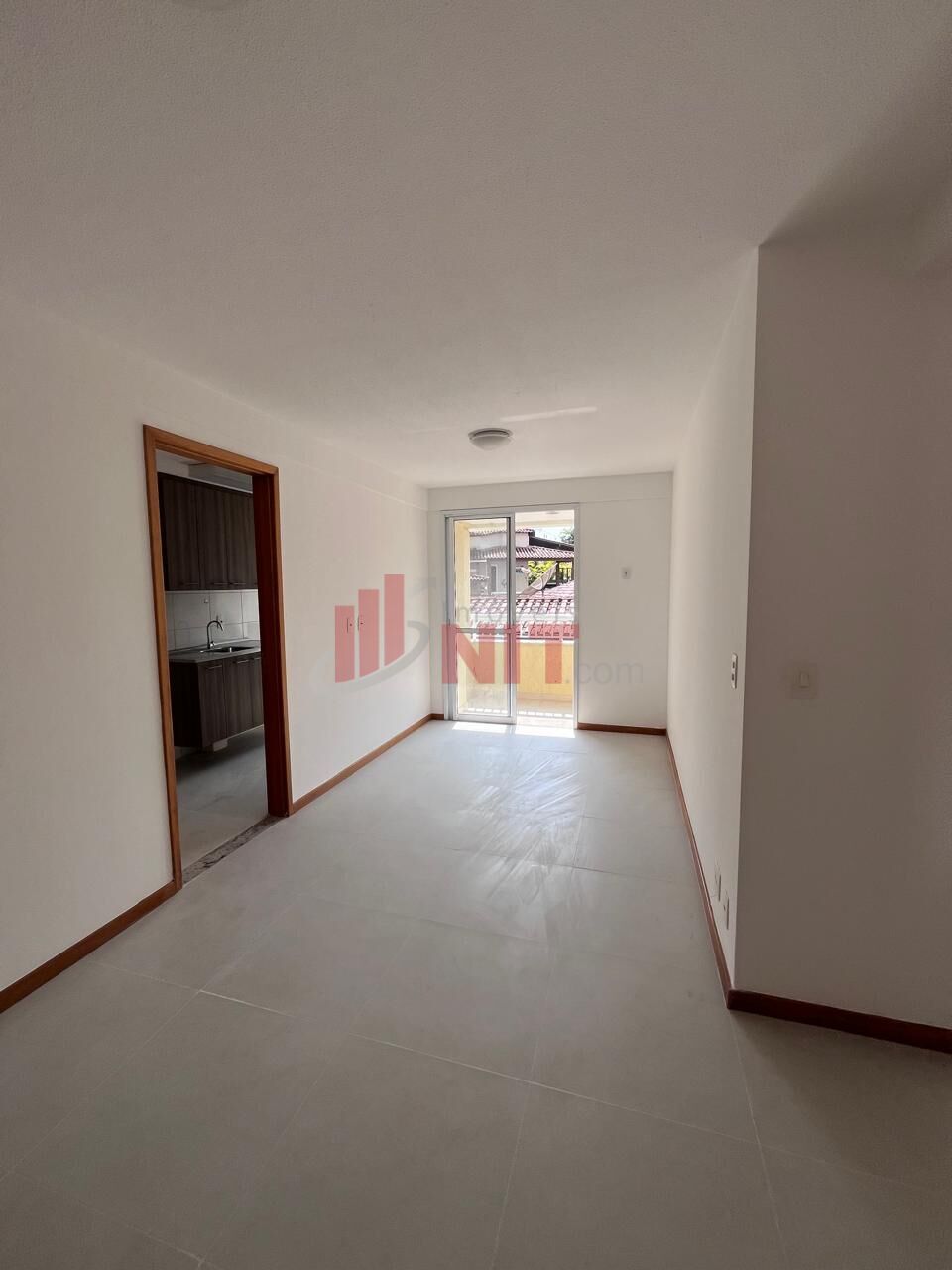 Apartamento à venda com 2 quartos, 60m² - Foto 4