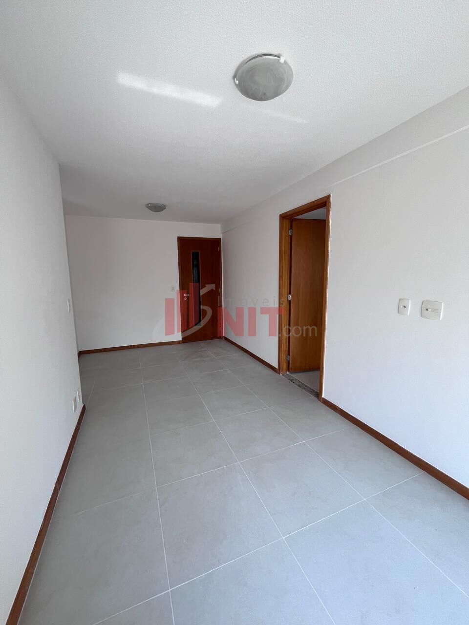 Apartamento à venda com 2 quartos, 60m² - Foto 5