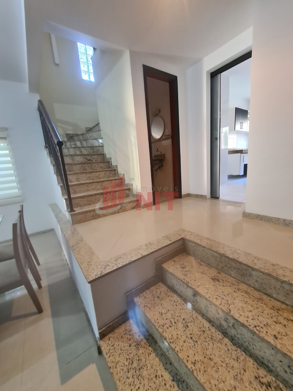 Casa à venda com 3 quartos, 147m² - Foto 6