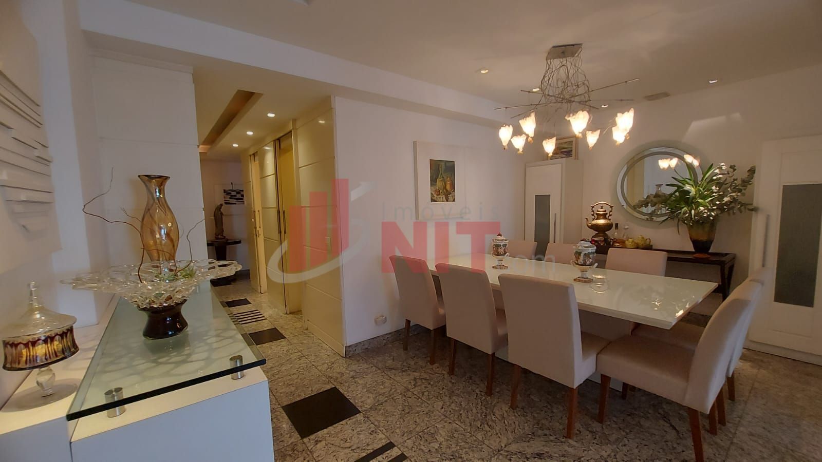 Apartamento à venda com 4 quartos, 152m² - Foto 8