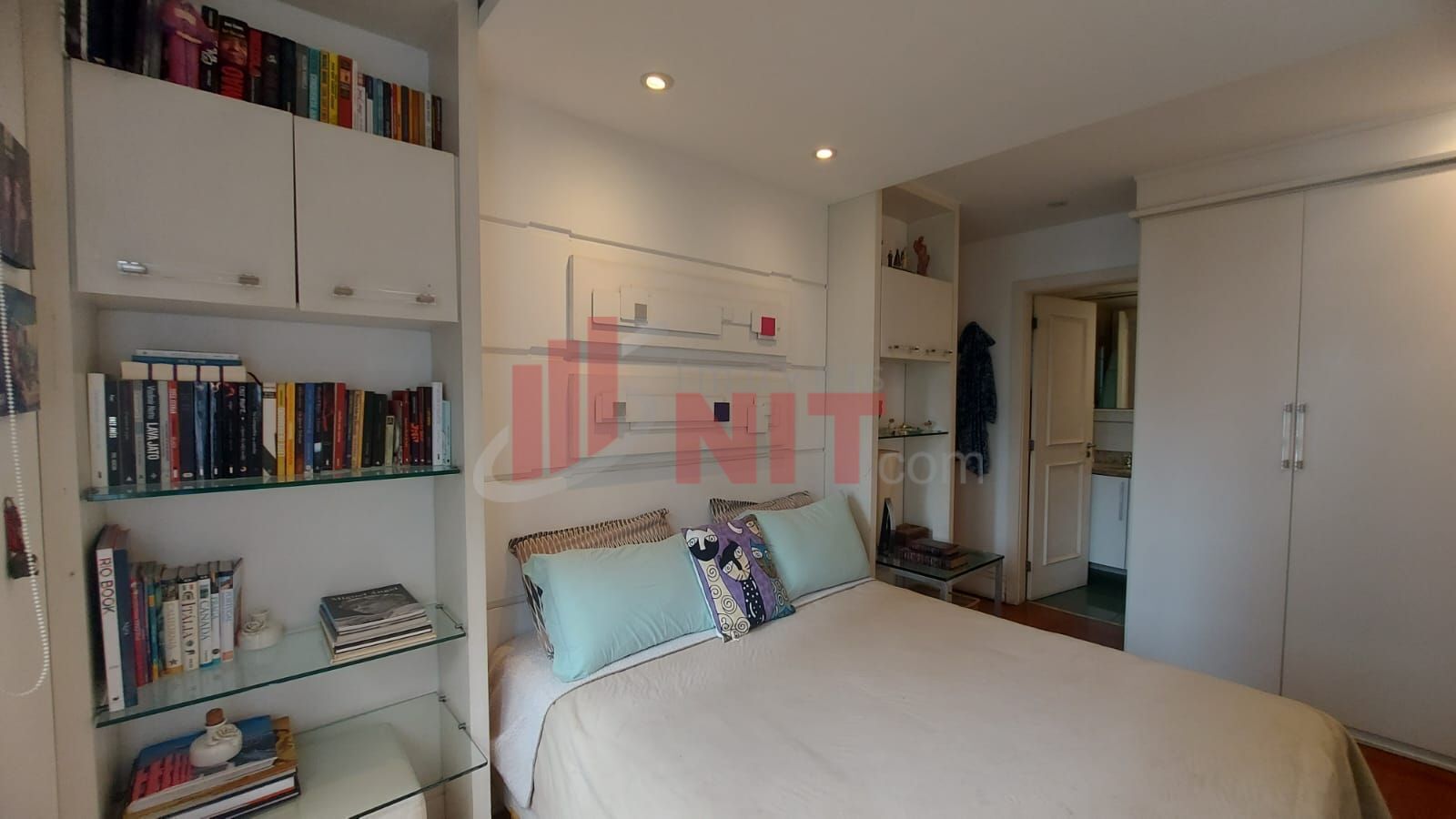 Apartamento à venda com 4 quartos, 152m² - Foto 22