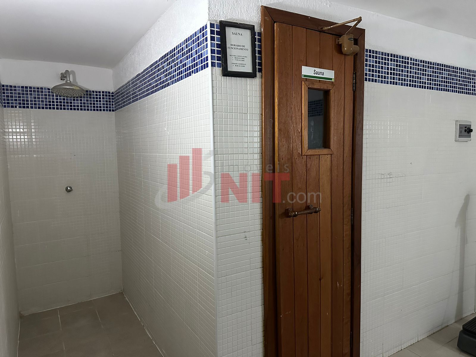 Apartamento à venda com 2 quartos, 80m² - Foto 23