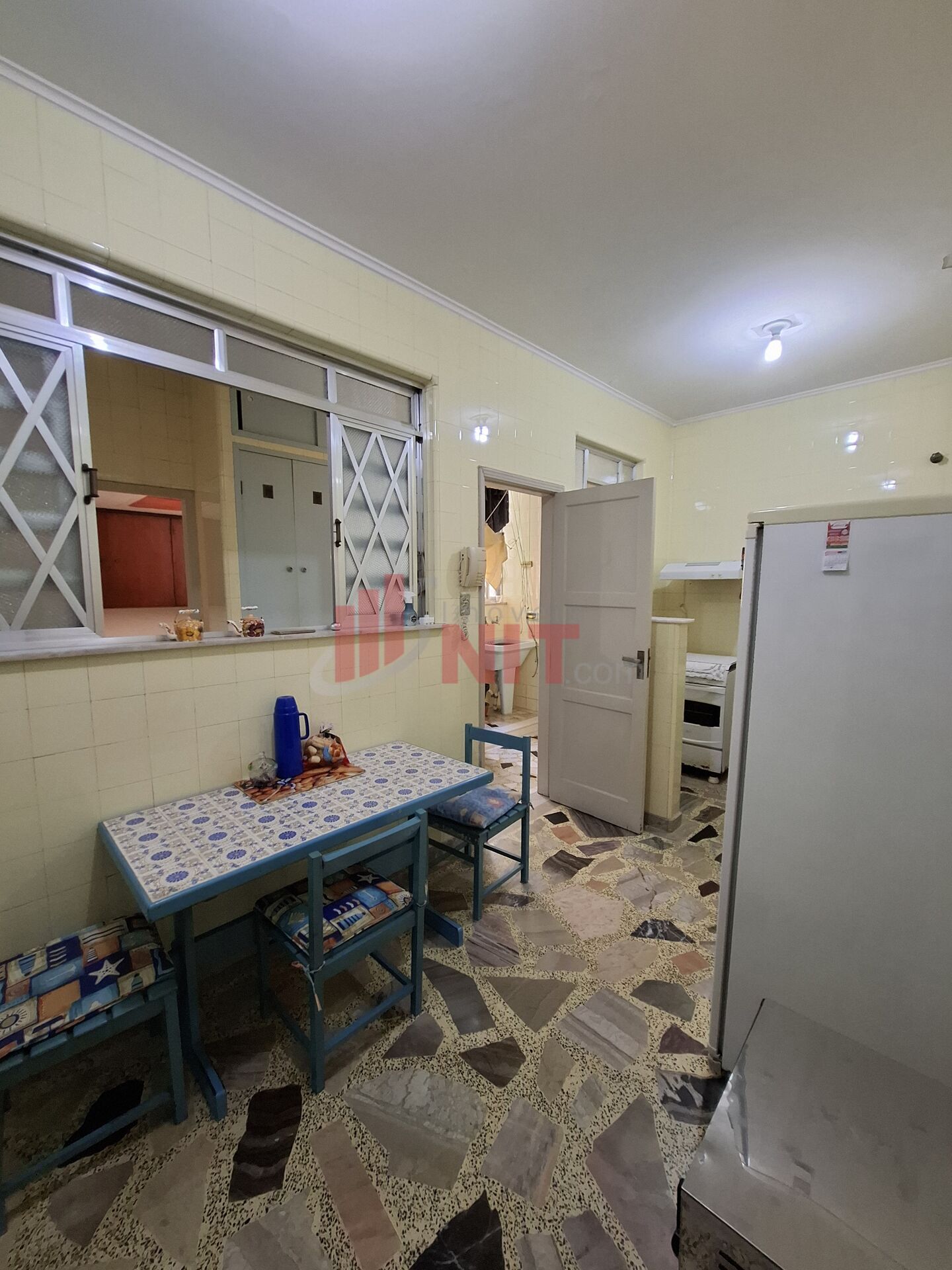 Apartamento à venda com 3 quartos, 183m² - Foto 32