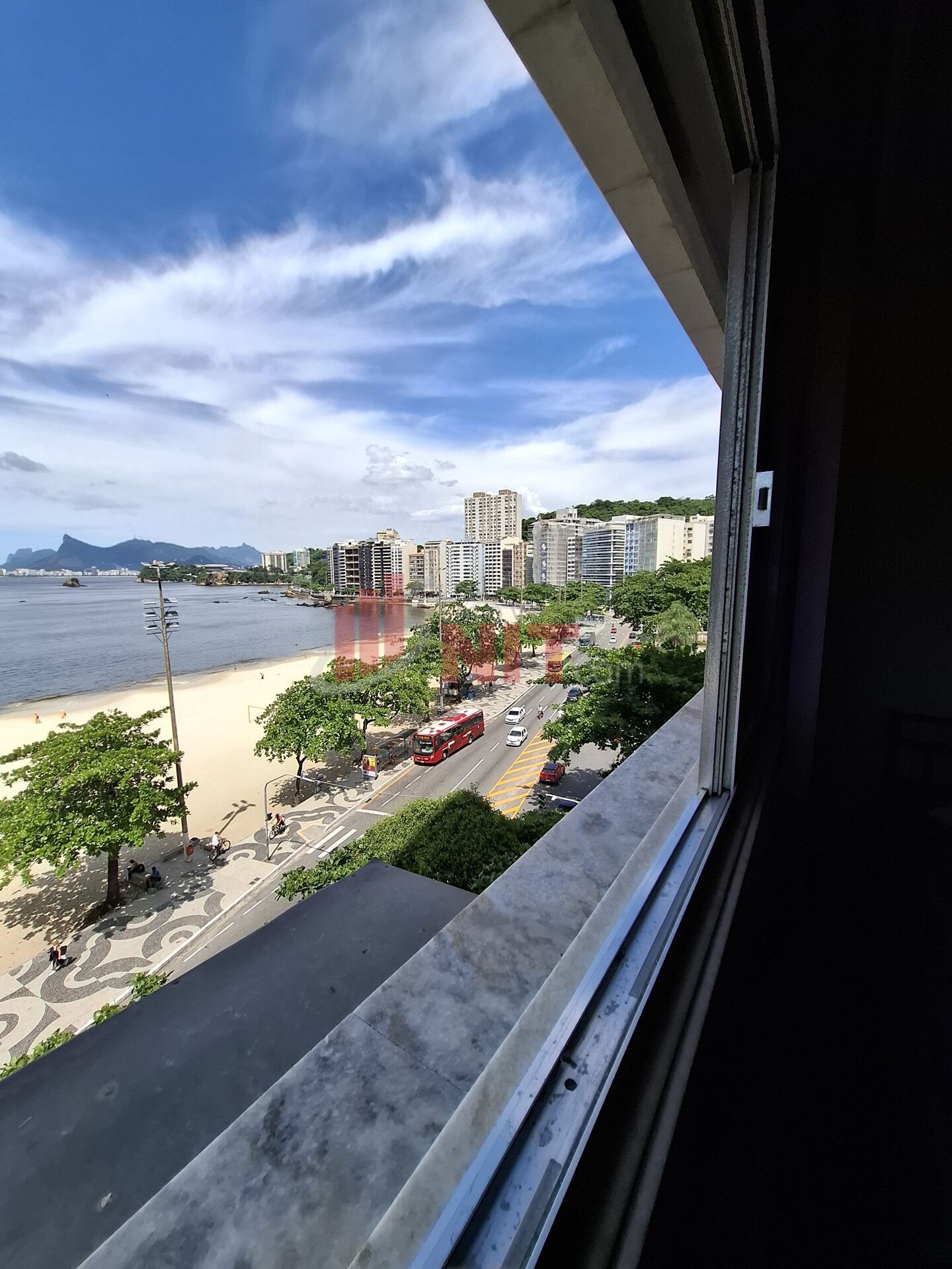 Apartamento à venda com 3 quartos, 183m² - Foto 18