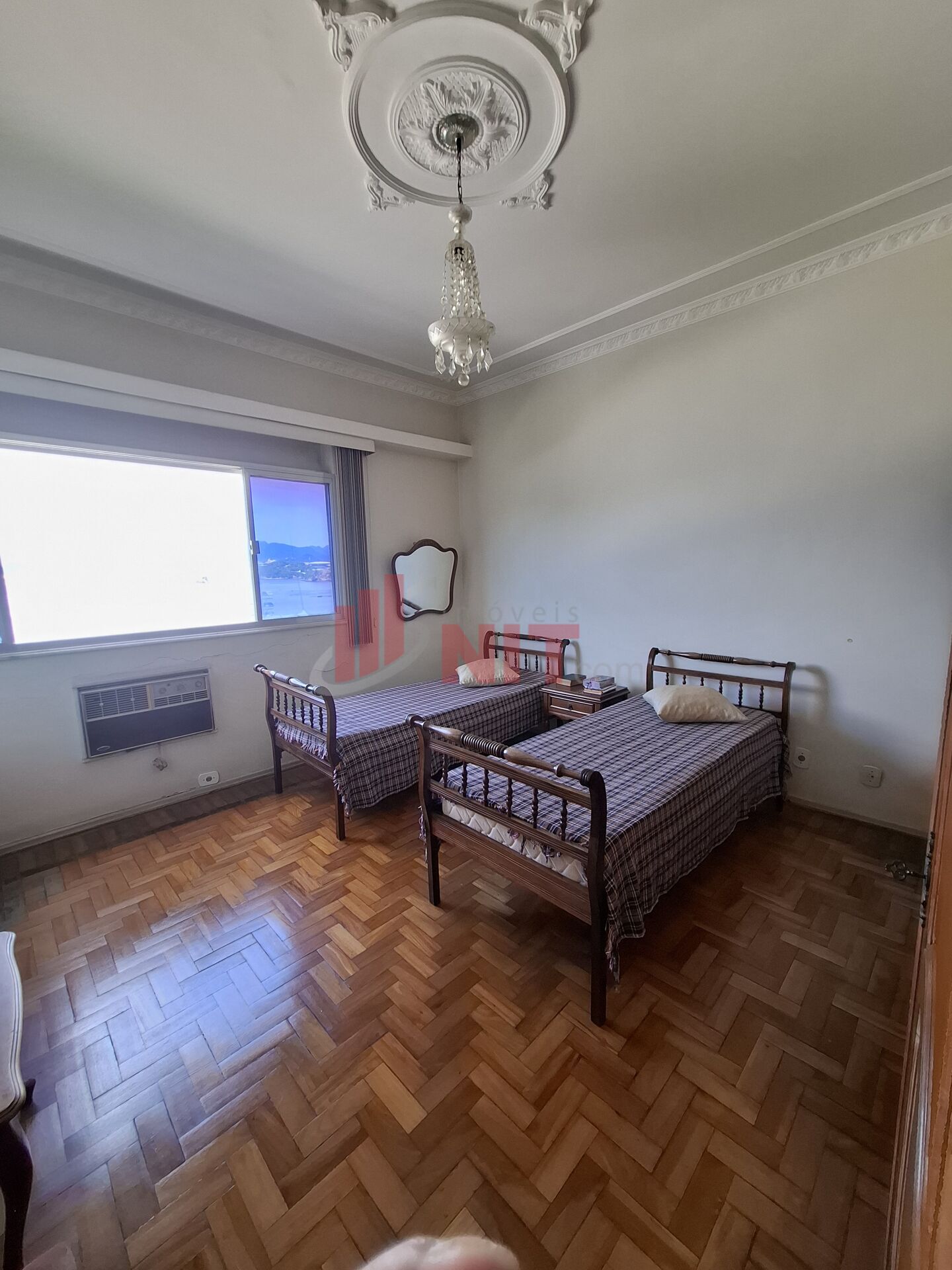 Apartamento à venda com 3 quartos, 183m² - Foto 15