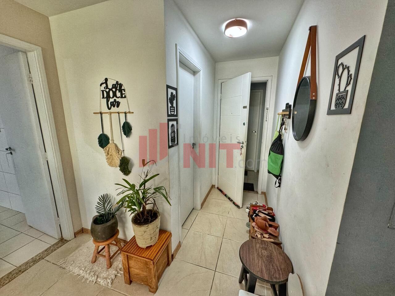 Apartamento à venda com 3 quartos, 145m² - Foto 23