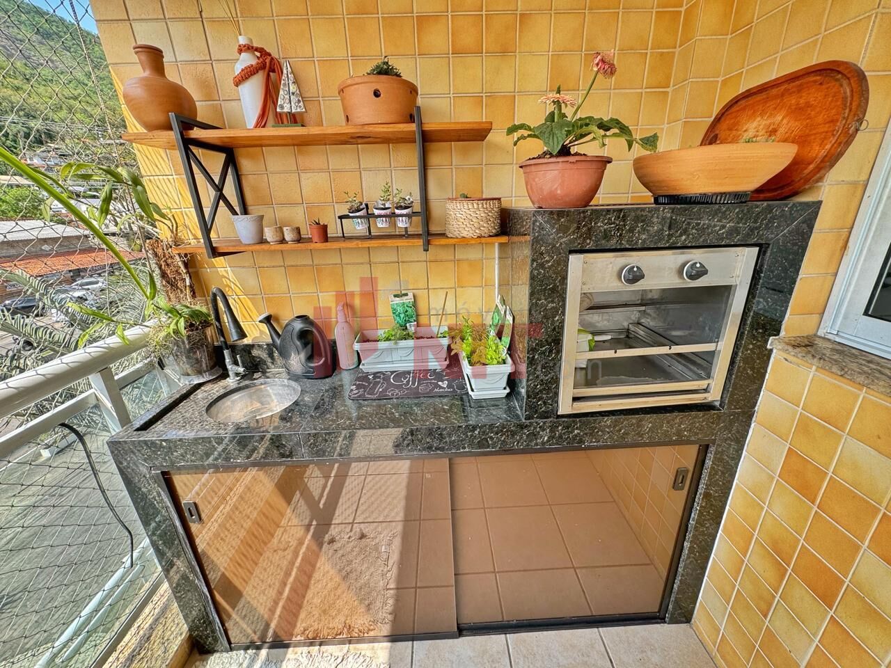 Apartamento à venda com 3 quartos, 145m² - Foto 3