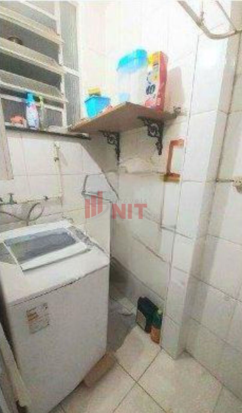 Apartamento à venda com 2 quartos, 75m² - Foto 21