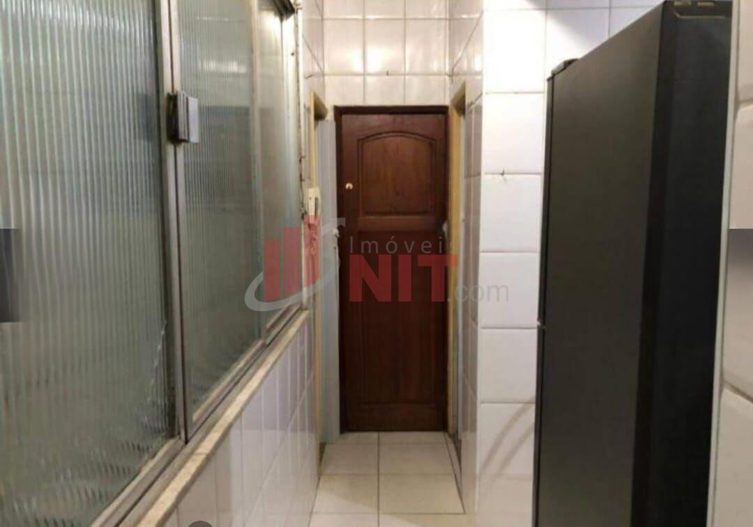 Apartamento à venda com 2 quartos, 75m² - Foto 20