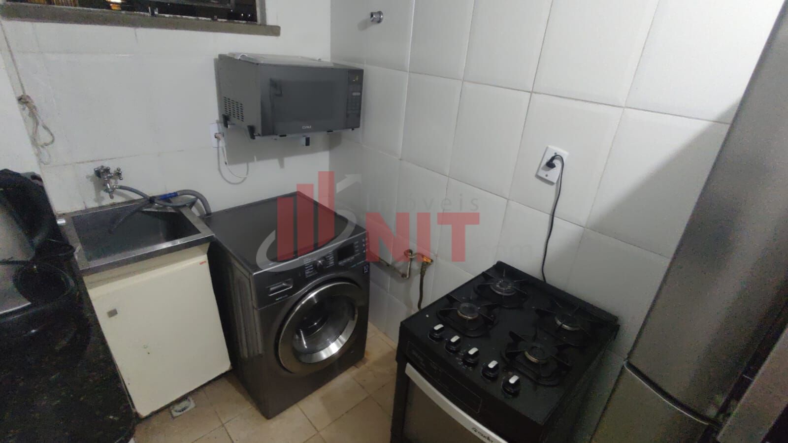 Apartamento à venda com 2 quartos, 60m² - Foto 13