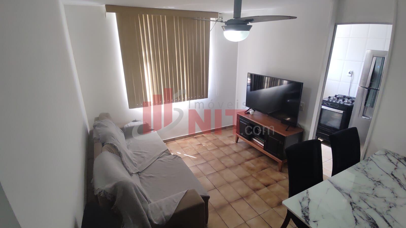 Apartamento à venda com 2 quartos, 60m² - Foto 9