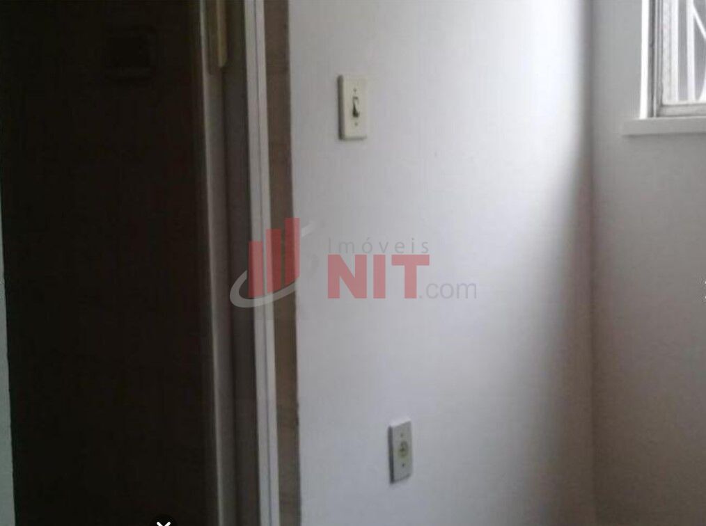 Apartamento à venda com 2 quartos, 75m² - Foto 22