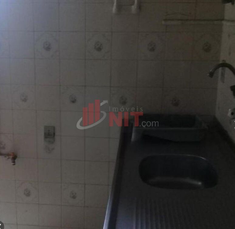 Apartamento à venda com 2 quartos, 75m² - Foto 20