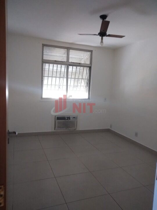 Apartamento à venda com 2 quartos, 75m² - Foto 5