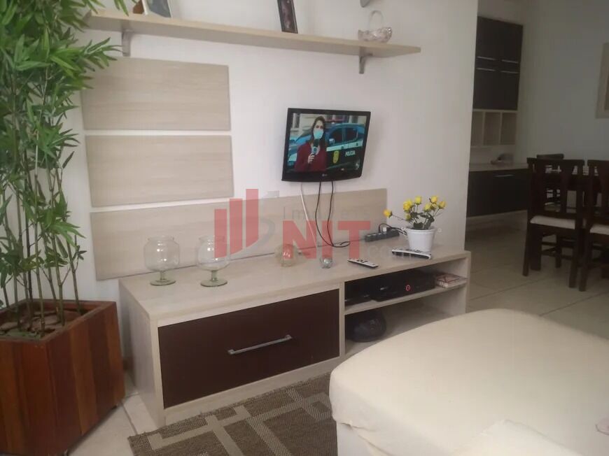 Apartamento à venda com 2 quartos, 60m² - Foto 2