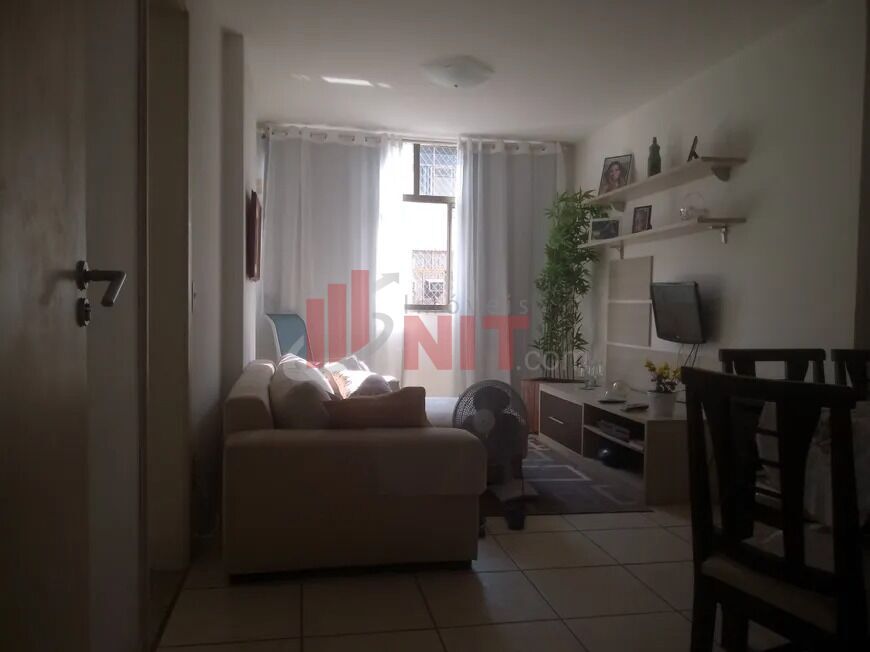 Apartamento à venda com 2 quartos, 60m² - Foto 6