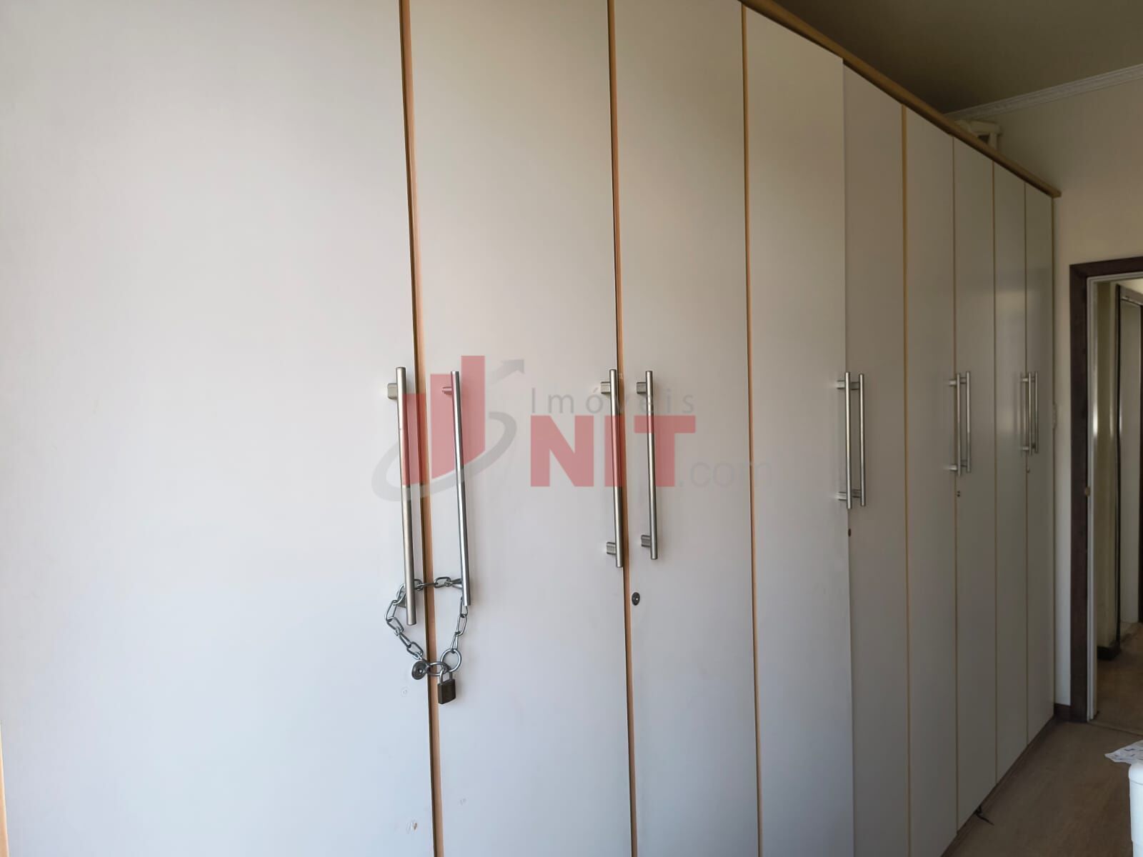 Apartamento à venda com 2 quartos, 75m² - Foto 29