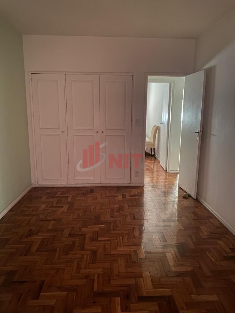 Apartamento à venda com 3 quartos, 114m² - Foto 9