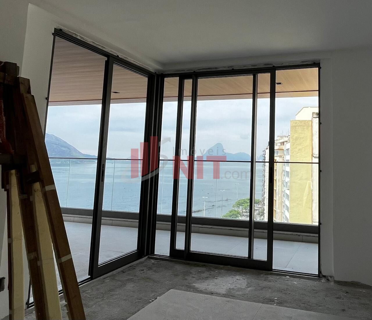 Apartamento à venda com 4 quartos, 311m² - Foto 5