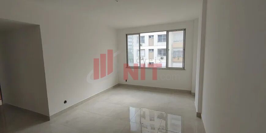 Apartamento à venda com 2 quartos, 100m² - Foto 23